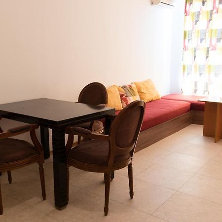 Vm Apartments Robinson Beach Pomorie Exterior photo